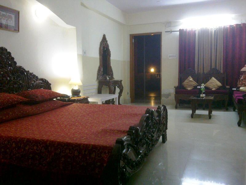 Aravali Clarks Inn Alwar Quarto foto
